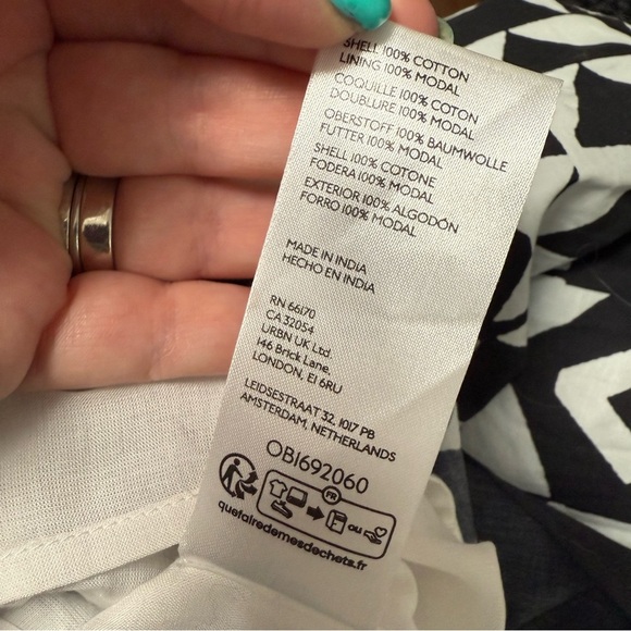 Anthropologie Black & White Patterned Maxi Skirt - Picture 6 of 6